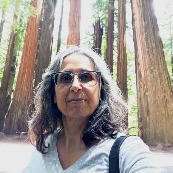 Meet your Posher, Colleen H - Picture 2 of 5